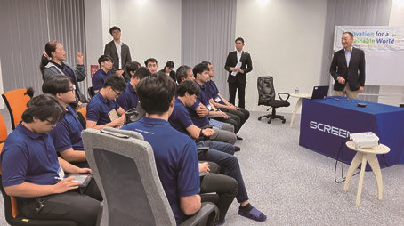 townhall_meeting.png